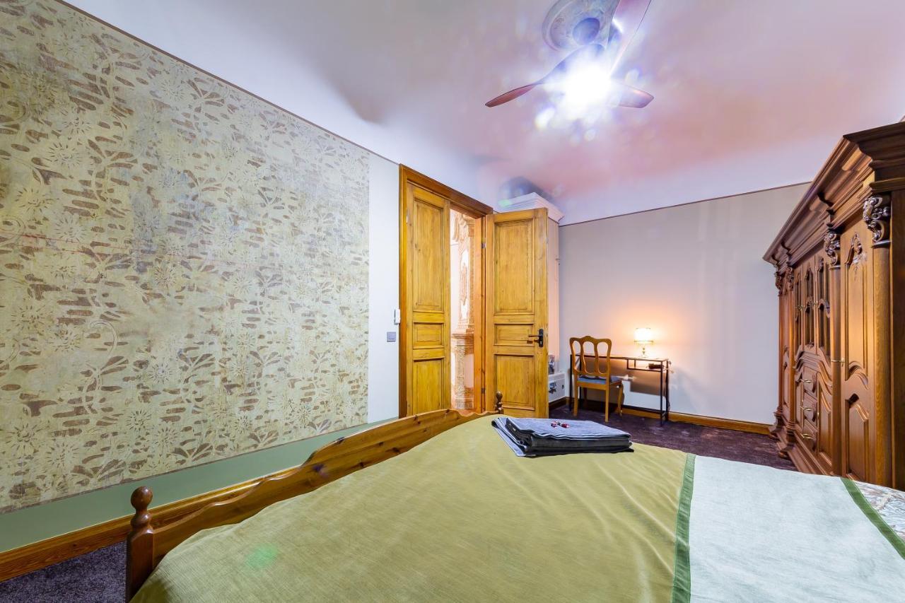 Ancient Storie'S Ap 65Sqm Renovated Free Parking Riga Exterior foto
