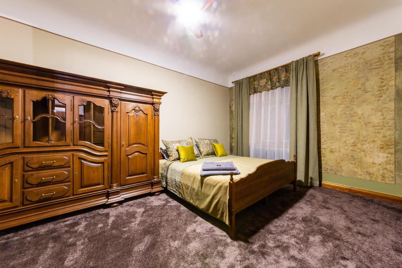 Ancient Storie'S Ap 65Sqm Renovated Free Parking Riga Exterior foto