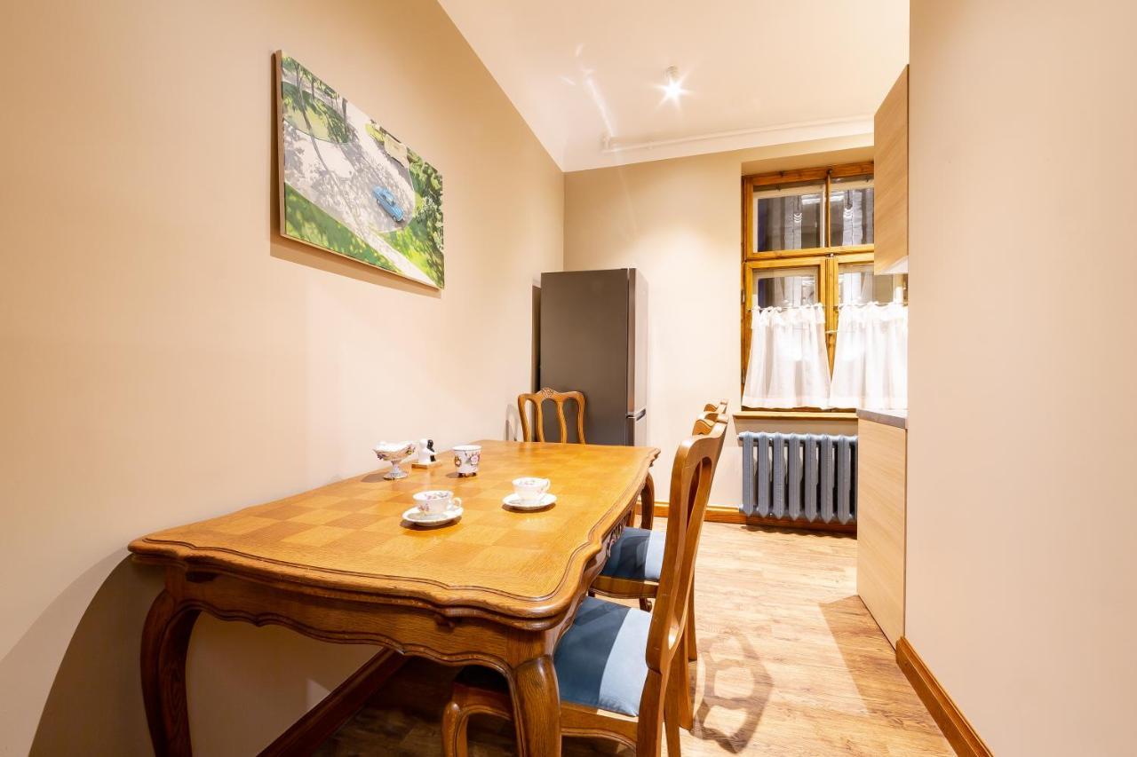 Ancient Storie'S Ap 65Sqm Renovated Free Parking Riga Exterior foto